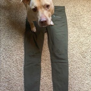 Gap True Skinny Pants
